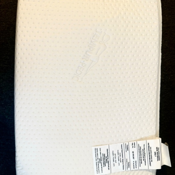 Tempurpedic Neck Pillow Set of 2 - Picture 2 of 4